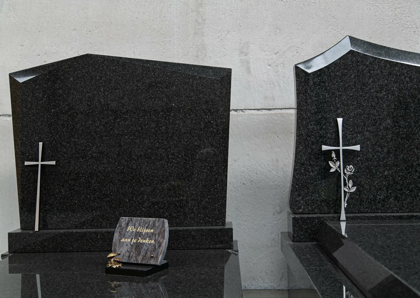 Grafzerken is de specialiteit van Natuursteen Wackenier
